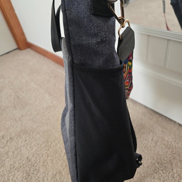 Sherpani Sojourn convertible backpack - Picture 6 of 10